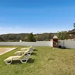 T5 Com Piscina Ferienhaus *