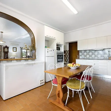 Casa de Férias T5 Com Piscina *