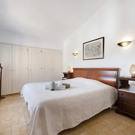 T5 Com Piscina Casa de Férias Portimão