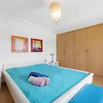 T5 Com Piscina 度假居 波尔蒂芒