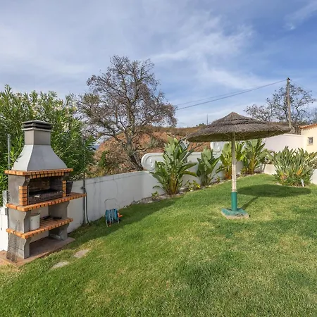 Casa de Férias T5 Com Piscina