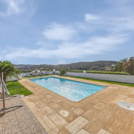 T5 Com Piscina Portimão