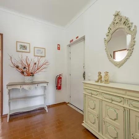 Casa de Férias T5 Com Piscina
