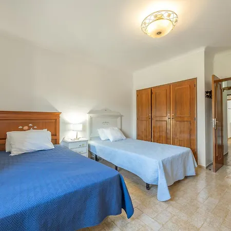 T5 Com Piscina Casa de Férias