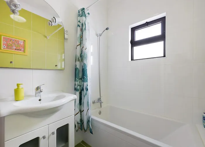 Dom wakacyjny T5 Com Piscina