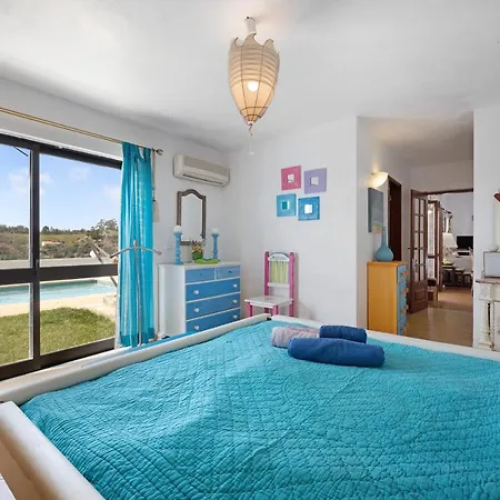 T5 Com Piscina Prázdninový dům Portimão